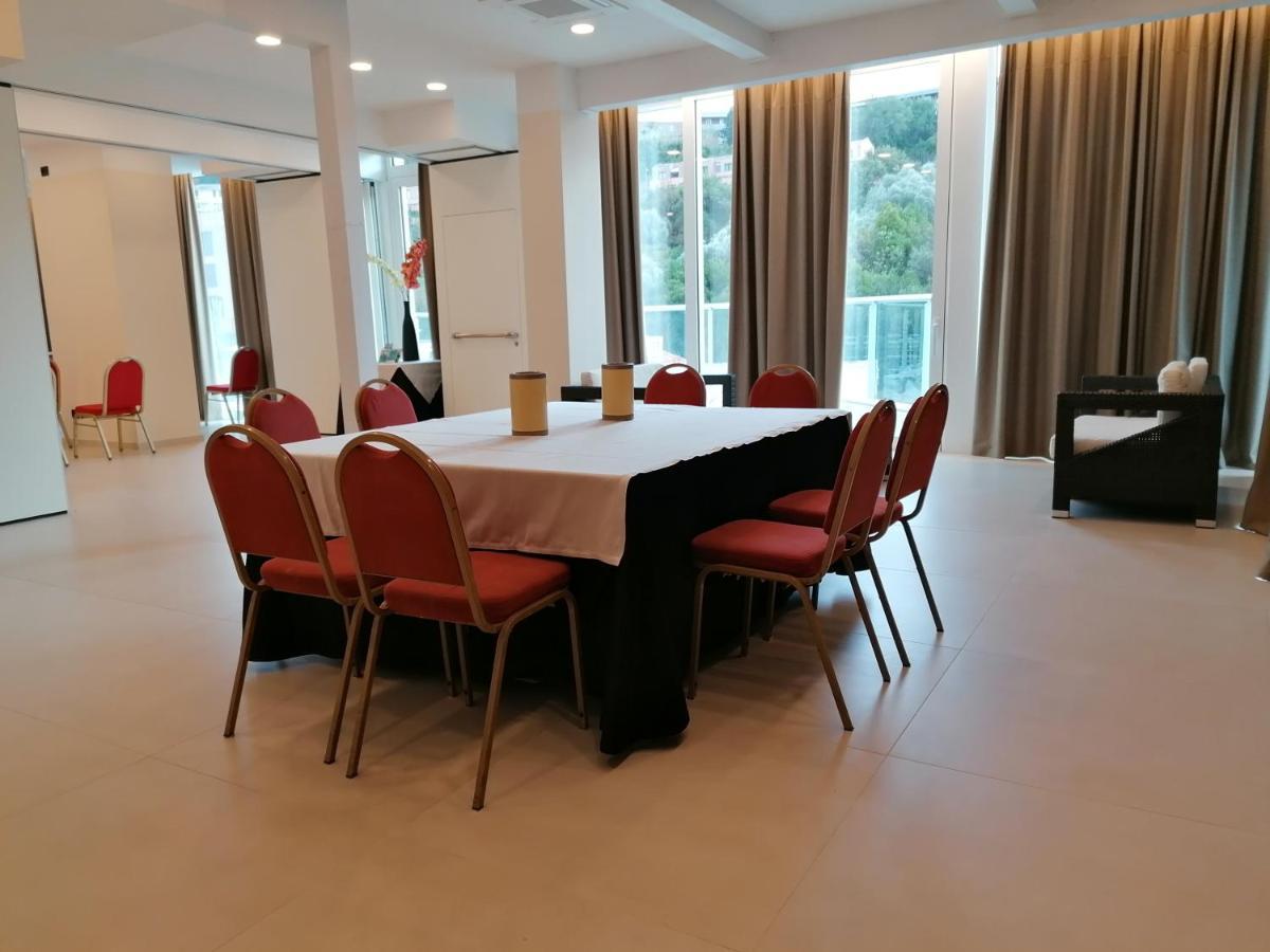 Poggio Hotel Аренцано Екстериор снимка